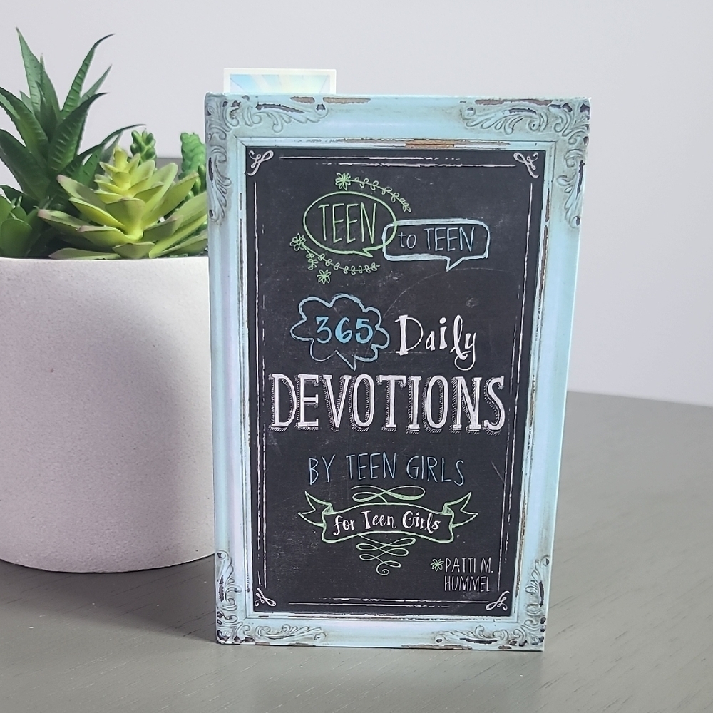 Teen to Teen 365 Daily Devotions Book